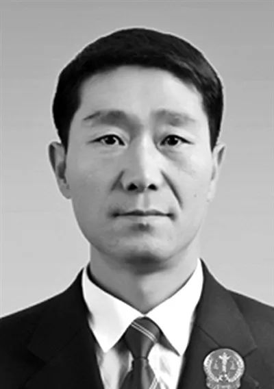 忠魂不泯英灵永存,法院解决执行难事迹