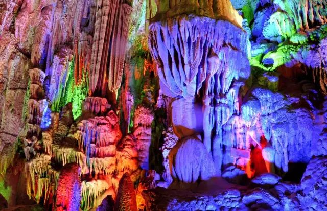 最美人间四月天去哪里旅游,最美人间四月天正是出游好时节