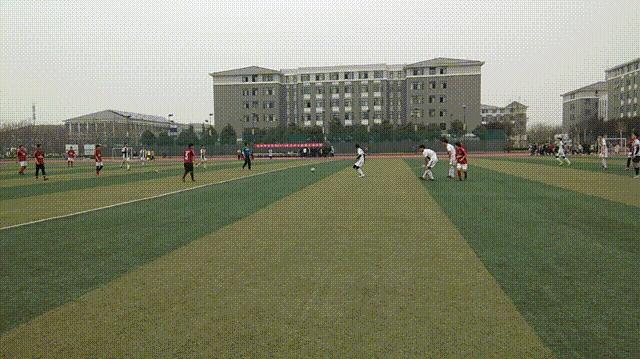 我们只是一群热爱足球的少年,我们这十年足球少年