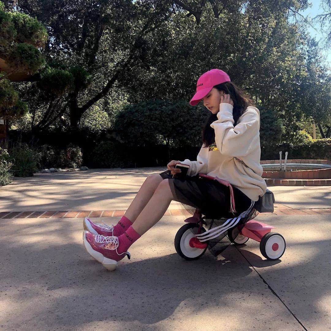 宋祖儿和油管美妆博主都在疯狂种草的柠檬眼影盘，也太少女了吧！