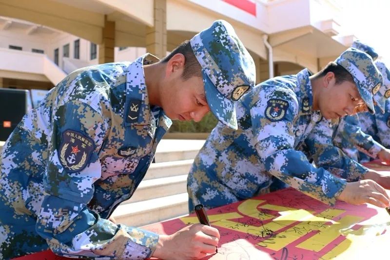 鍗楁捣鑸伴槦姘村叺瑙嗛,娴峰啗鍗楁捣鑸伴槦姘村叺瑙嗛