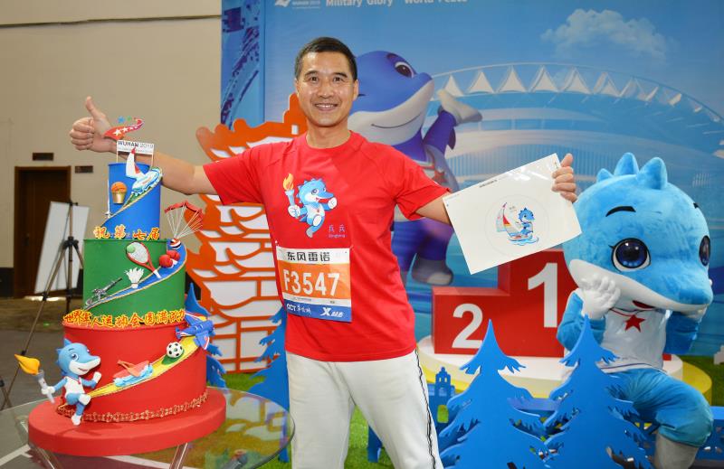 汉马博览会首设军运展区“军运跑团”提前集结信心满满