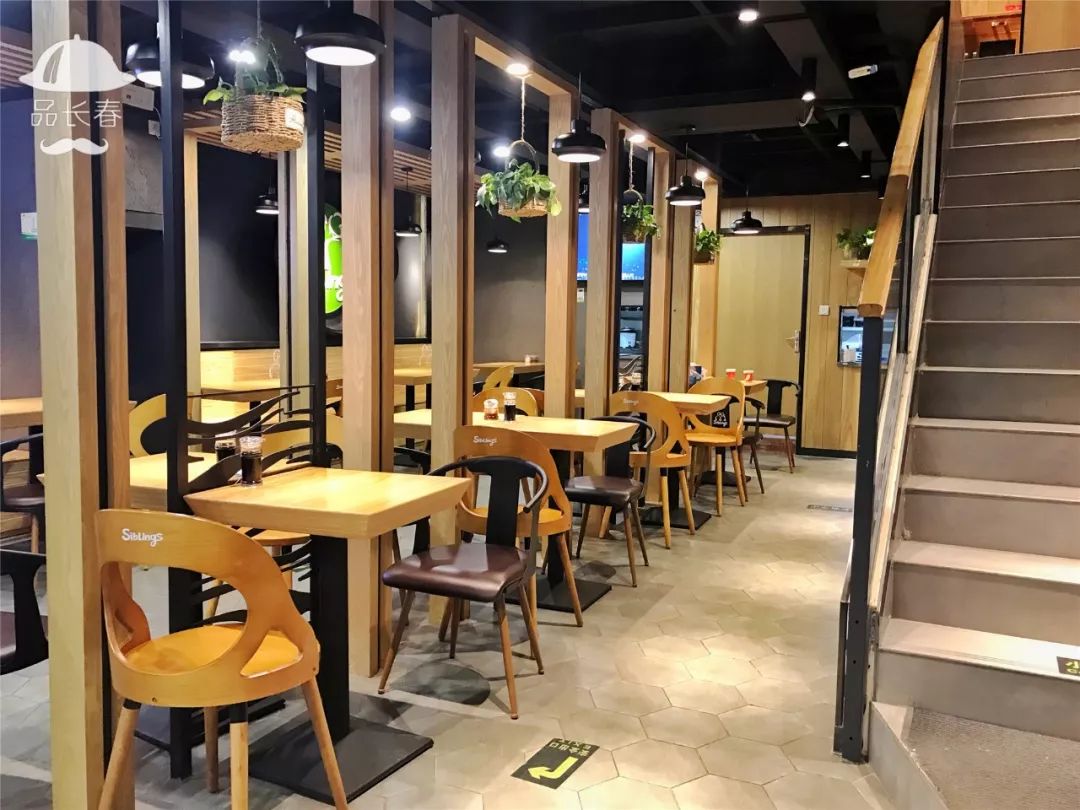 小时候吃的土豆和现在的不一样,姐弟俩土豆粉吃出了什么