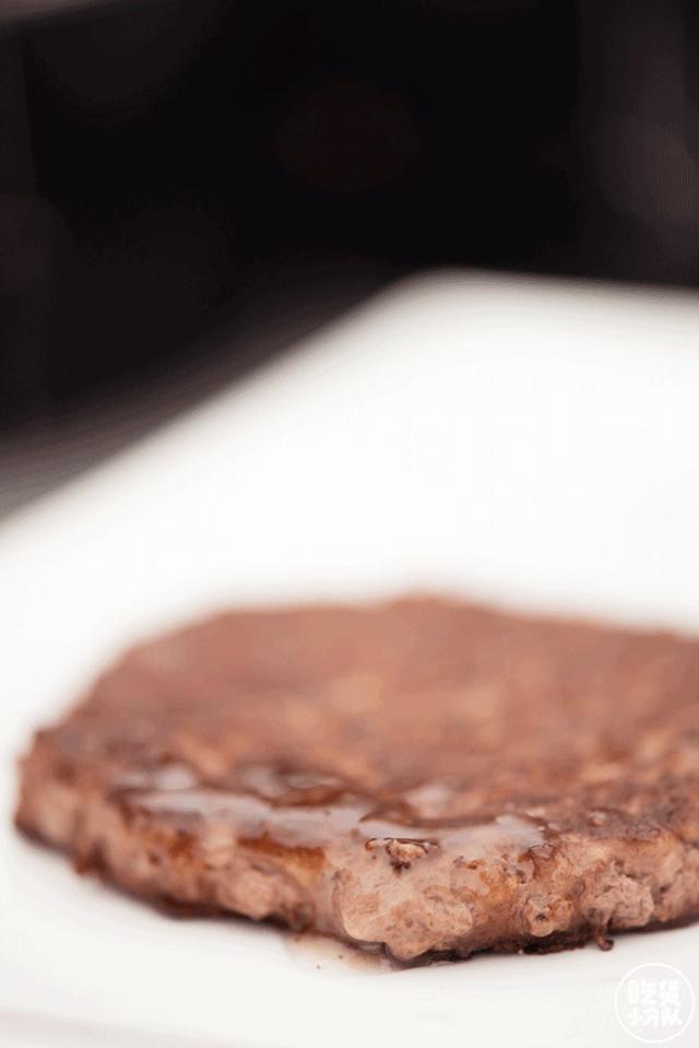 麦当劳黑金汉堡怎么样,麦当劳黑金安格斯卡路里