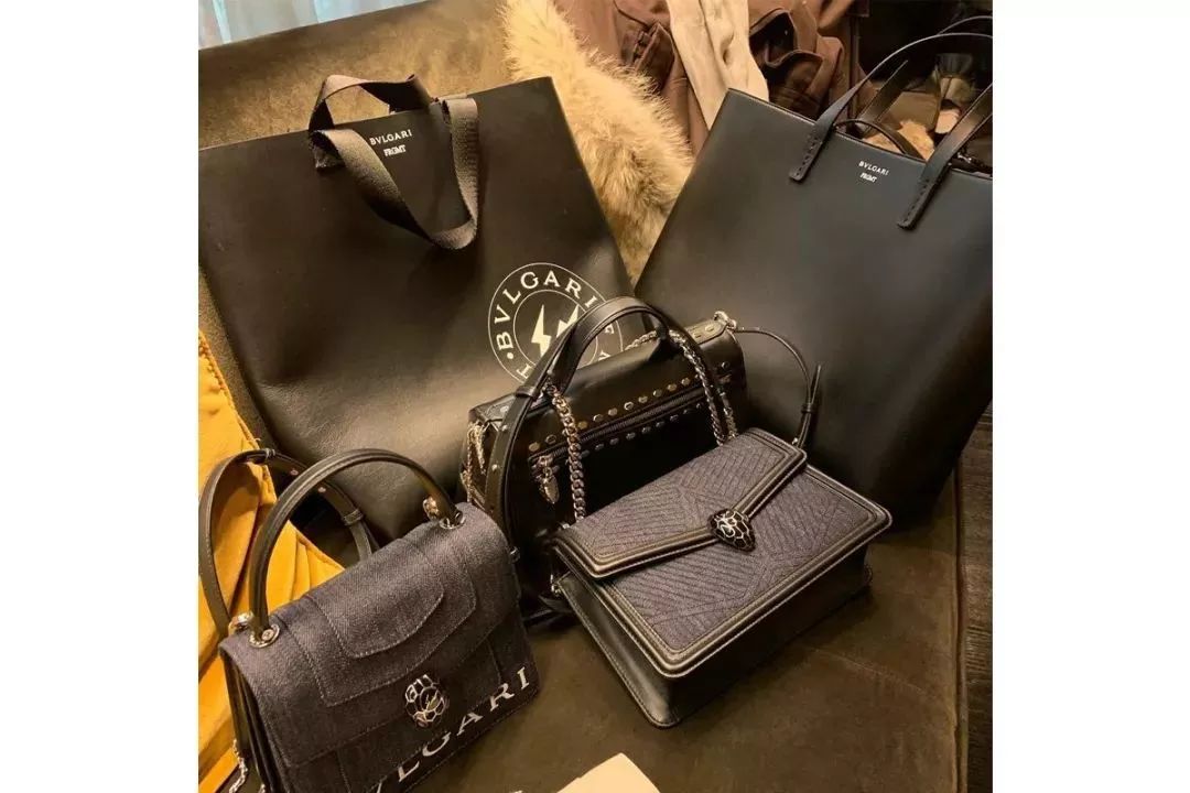 日本潮牌前程似锦系列包包,日本潮牌女士包包