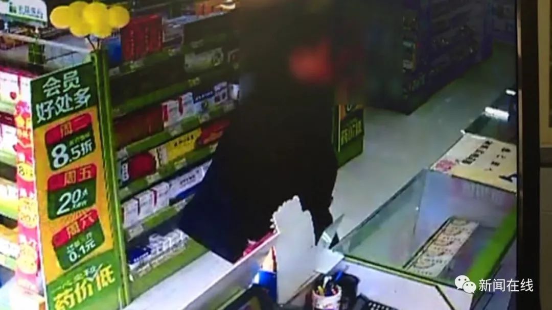 男子生病上药店偷药，结果第二天自己也被偷了……