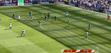 福登德布劳内进球,福登错失德布劳内传球