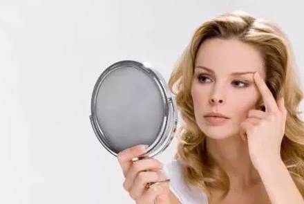 从眉毛看出疾病的征兆,小孩掉眉毛可能是大病预兆