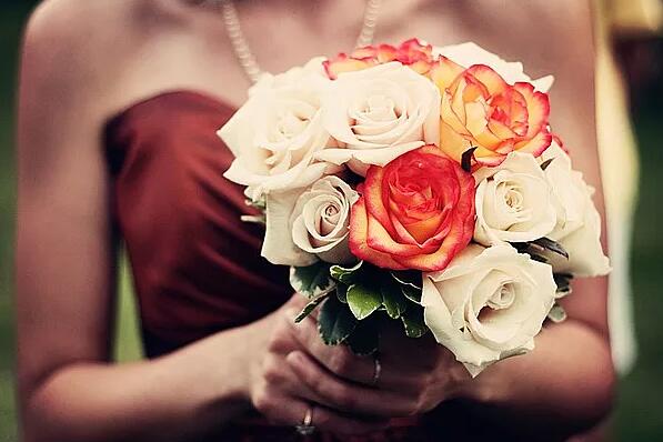 结婚的场景提前布置,新娘婚前房间布置图片