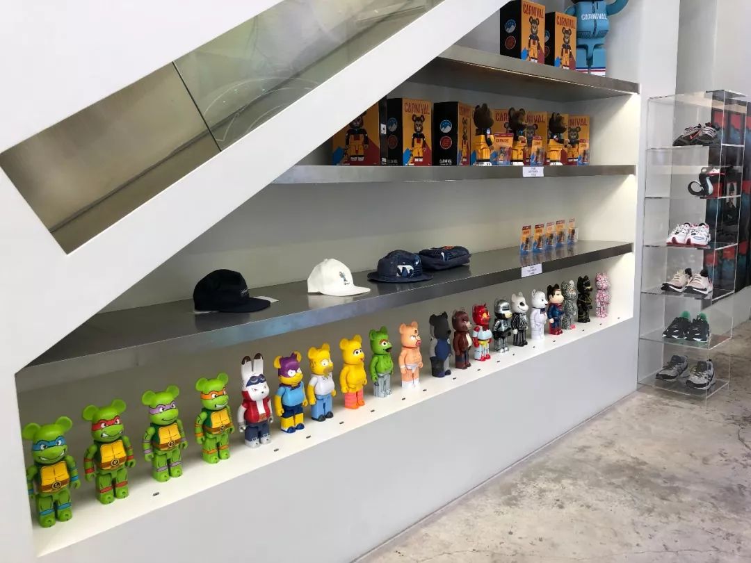 曼谷球鞋图片大全,泰国曼谷球鞋实体店