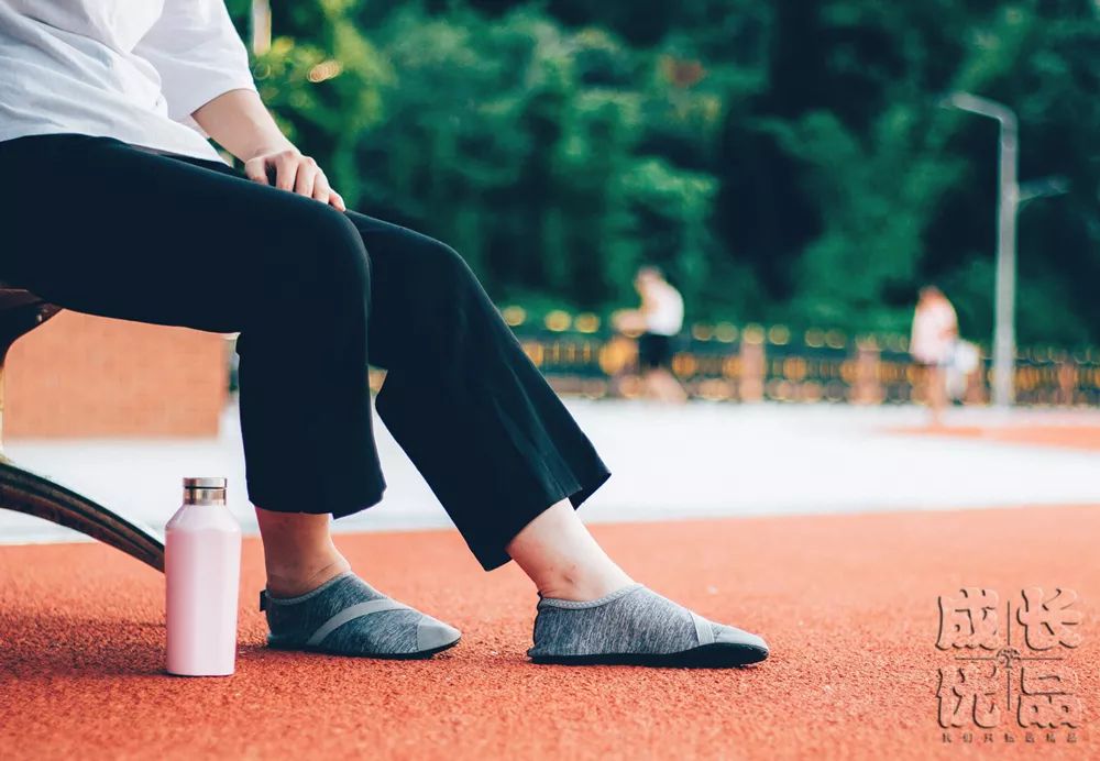 好鞋推荐超轻软底不累脚,超轻不累脚的鞋