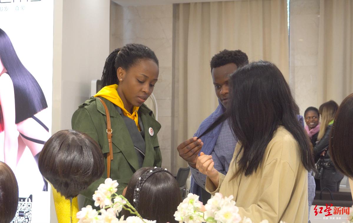 揭秘中国假发：在非洲被称“黑金”，有留学生靠代购月入近万