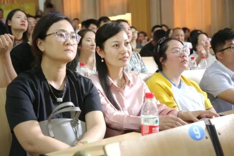 义乌市新丝路学校与树人中学,义乌市新丝路学校