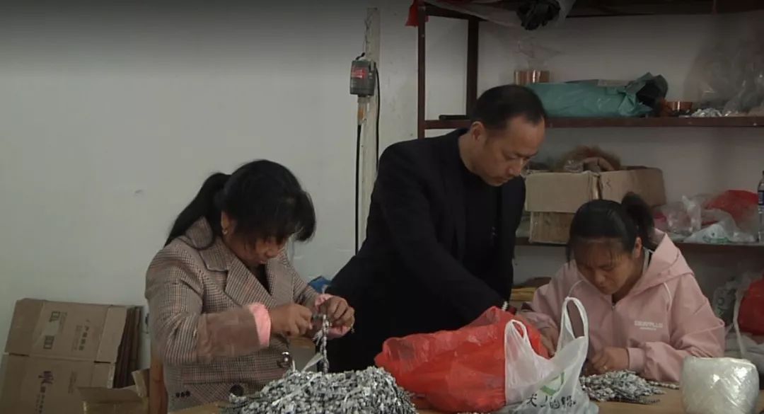 脱贫攻坚|丁长军:自强不息助脱贫