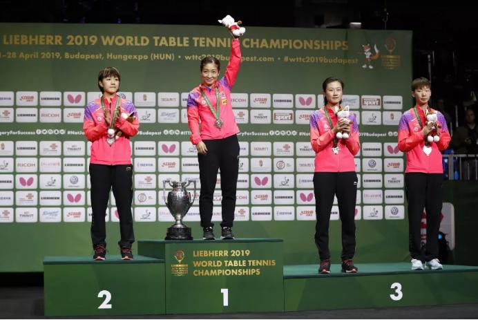 鍥涢潰浜旀槦绾㈡棗鍚屾椂鍗囪捣,鍥涢潰浜旀槦绾㈡棗鍗囪捣