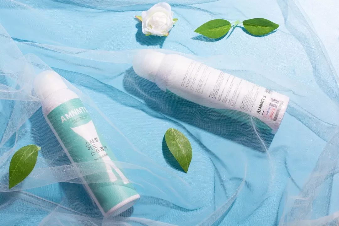 裸感美腿|1瓶=20双*袜丝**！3秒喷出“裸感”大美腿！隐形毛孔、鸡皮肤！短裙绝配