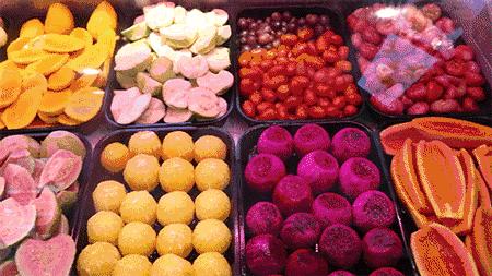 为了给你这个春天最好的凤梨，我们亲自去了高雄田间…