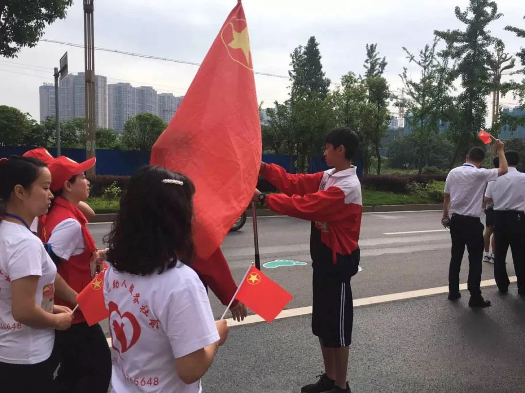 青春心向党建功新时代五四运动会,青春向党建功时代五四青年节
