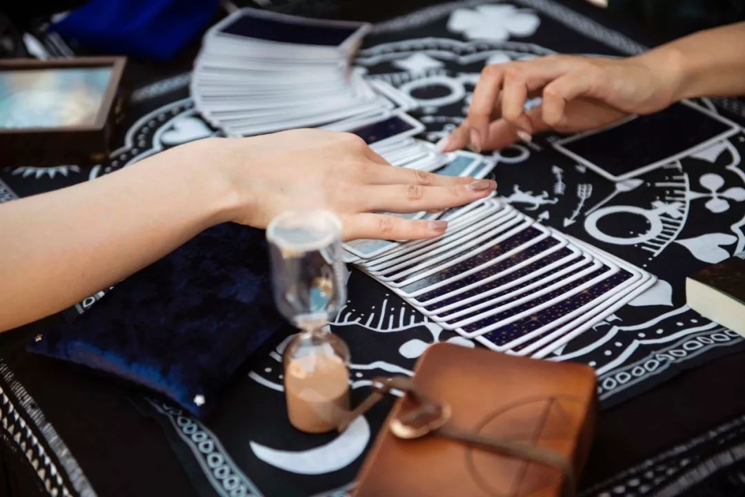 北京朋友请自动点开！这地儿能一次满足「逛街看展吃好吃的」