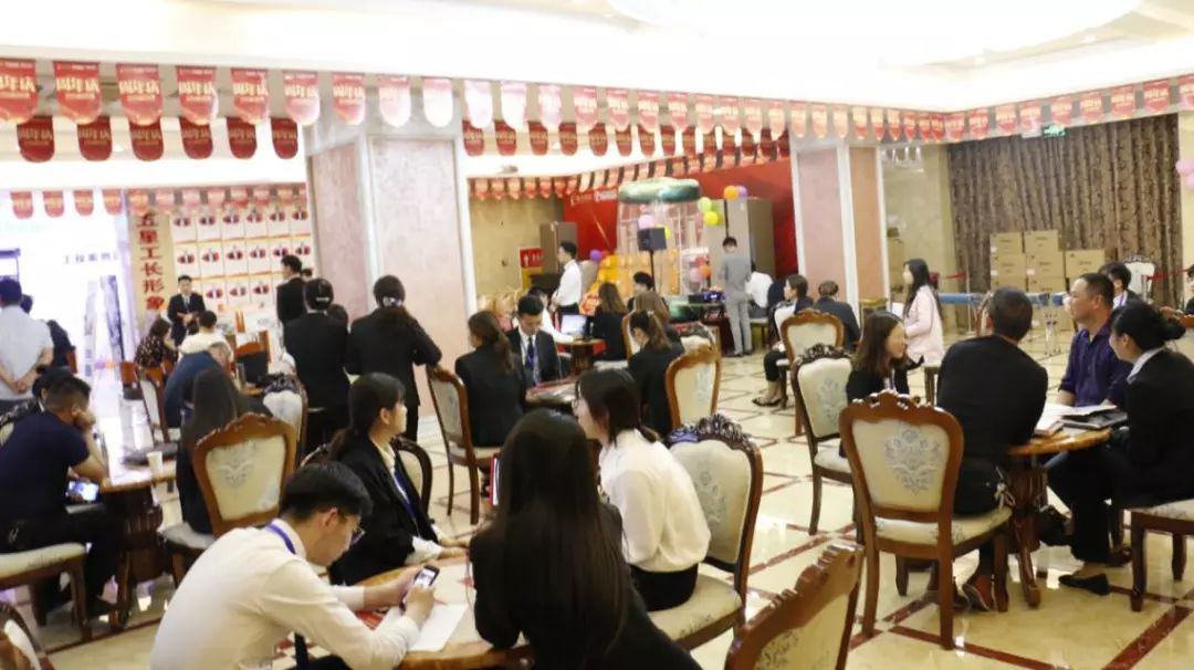 扬州匠人智装饰工程有限公司,嘉兴匠人智装装饰公司怎么样