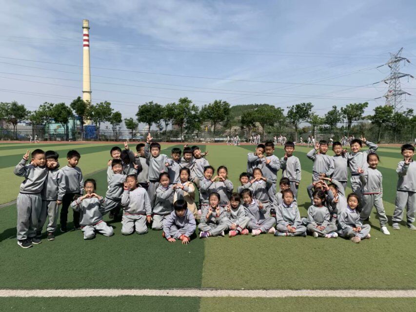 阳光少年展风采，运动场上秀技能