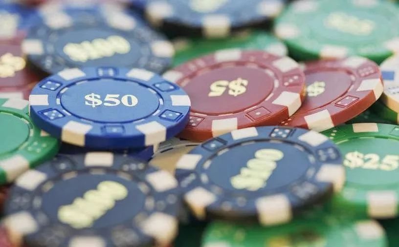 从“赌海”开始，一步步走进“毒海”，她就这样毁了自己……