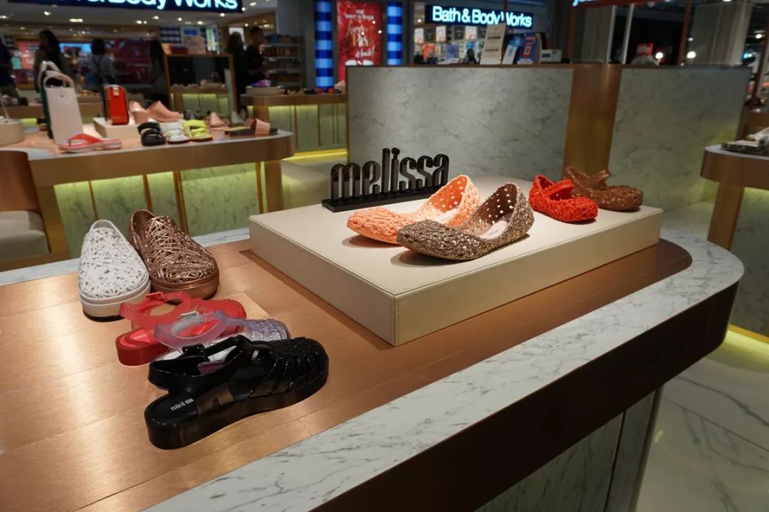 泰国曼谷值得买的衣服,泰国旅游购物潮牌推荐