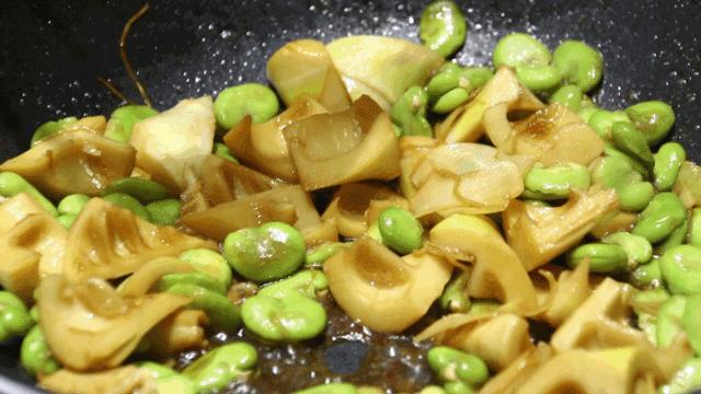 镇江人餐桌上都有,4岁男孩吃了两勺这个菜,抢救了两周才活过来!当心!