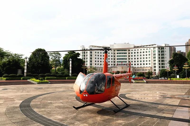 5月18日！直升机原来是停在这里！