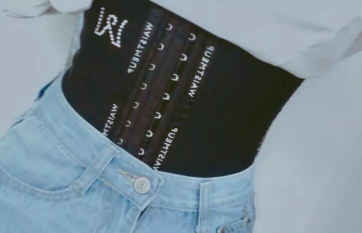 腹肌女王2.0版本升级，全网黑转粉逆袭人生新高度