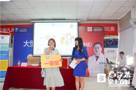 美国胚胎学家到昆会诊为无精症患者带来生育希望