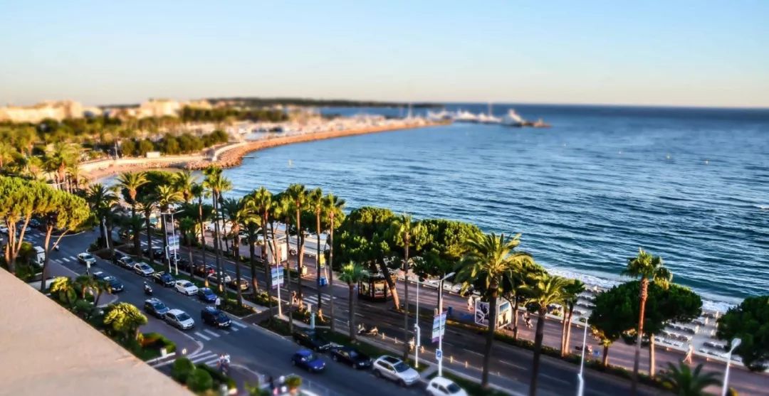 欧洲旅游教堂推荐,去欧洲旅行一定去五大教堂和城堡