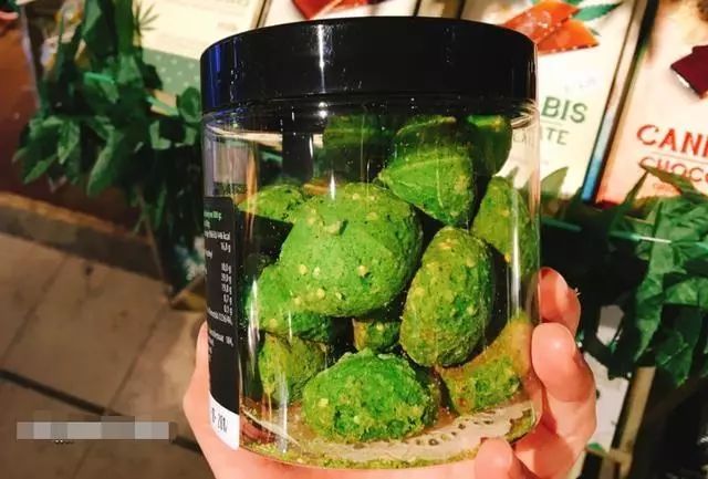 警惕这种饼干千万别碰,警惕这种零食被列为1类致癌物