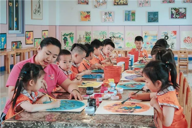 金摇篮幼儿园六一汇演圆满成功,爱的绽放团购