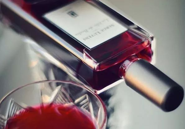 寻香|还原派VS颠覆派？诶呦~想不到这花还有两副面孔！（上）