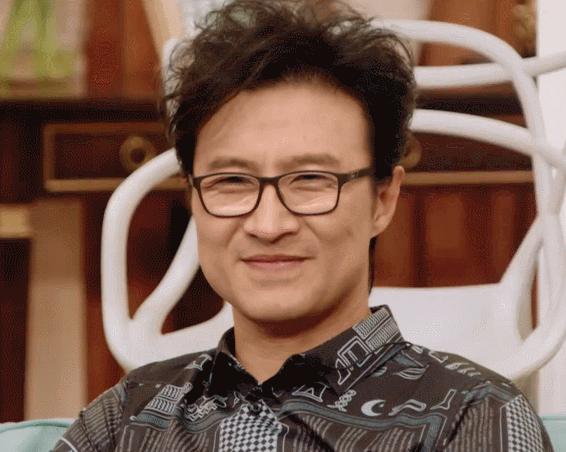 汪峰头戴式蓝牙耳机推荐,汪峰花了多少钱