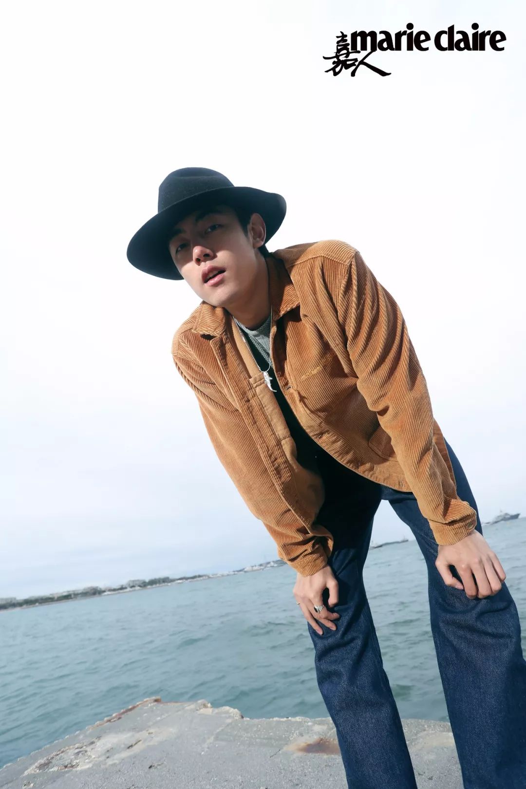 戛纳朱一龙入选作品,戛纳朱一龙白西装