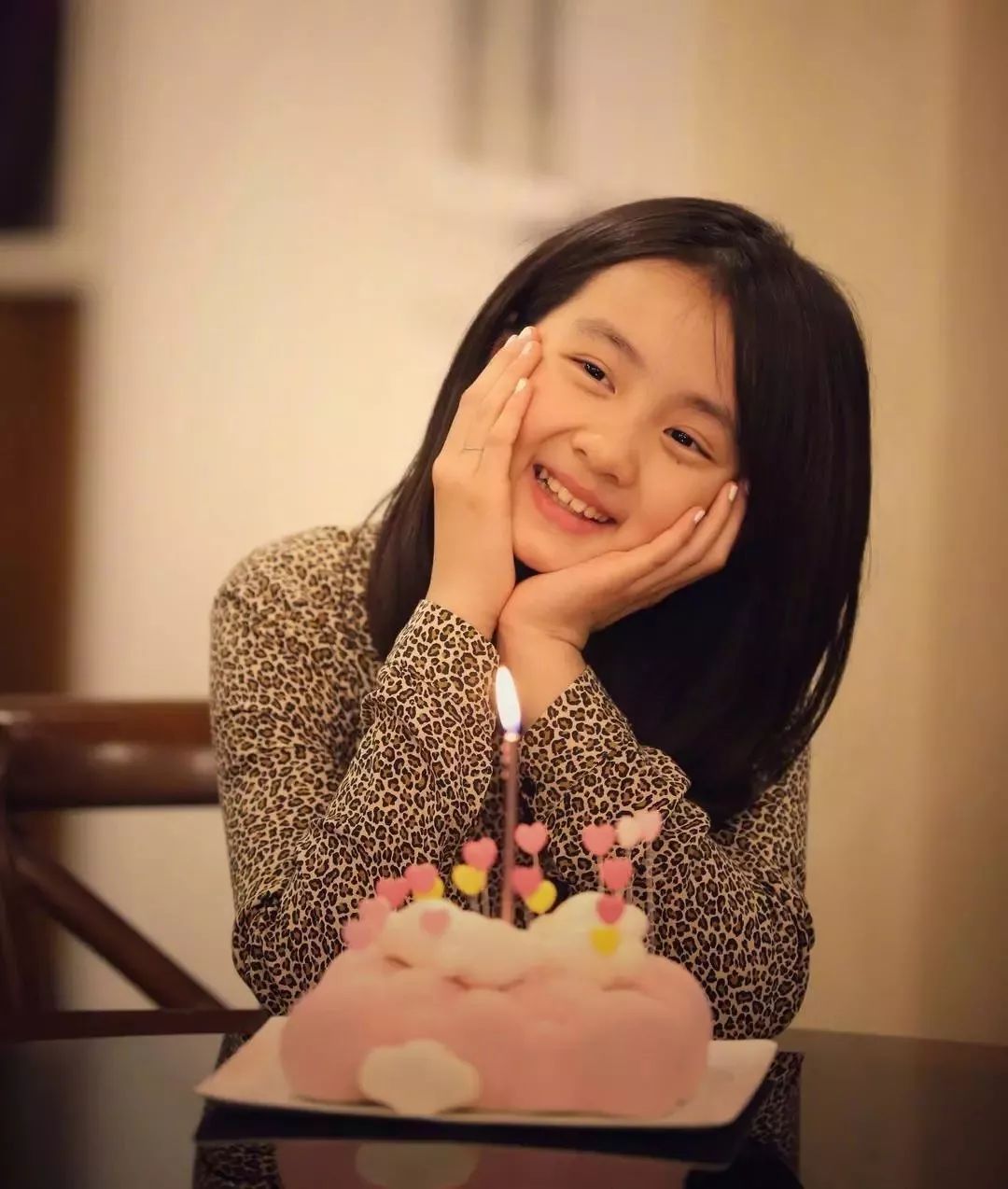 黄磊女儿13岁被骂上热搜,黄磊对女儿的评价