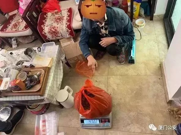 这款“饼干”居然有毒？！网上有人售卖，请小心！