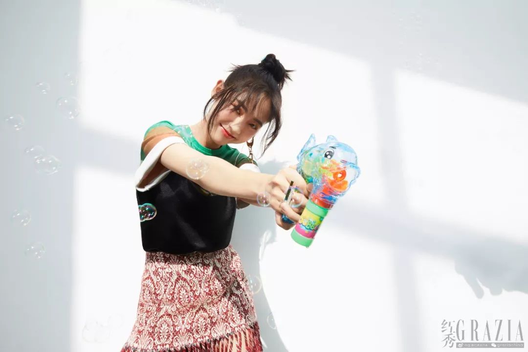 邢菲谈甜剧,邢菲冯提莫等三首甜歌串烧