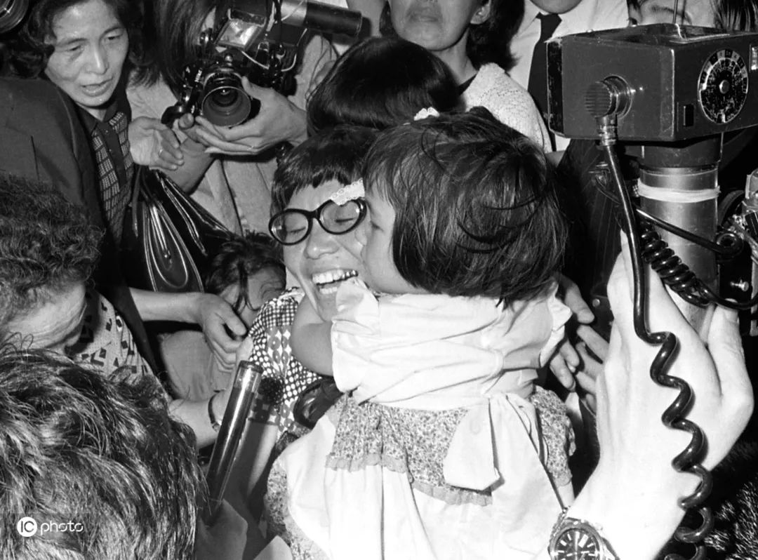 1950年登顶珠峰高清图,珠峰66年登山视频