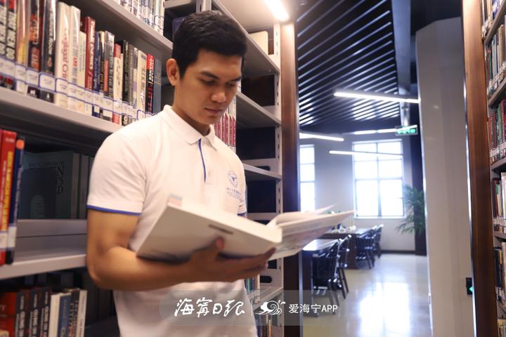 外国的英文名取名网站,怎么取英文名软件