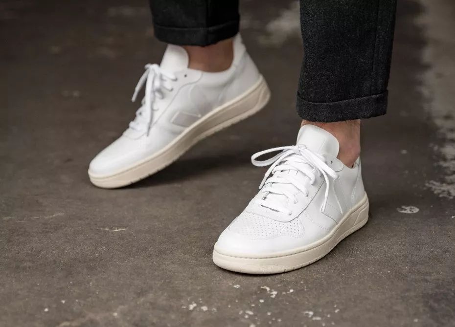 你为什么会买白色鞋？│《每周冷门球鞋大赏》