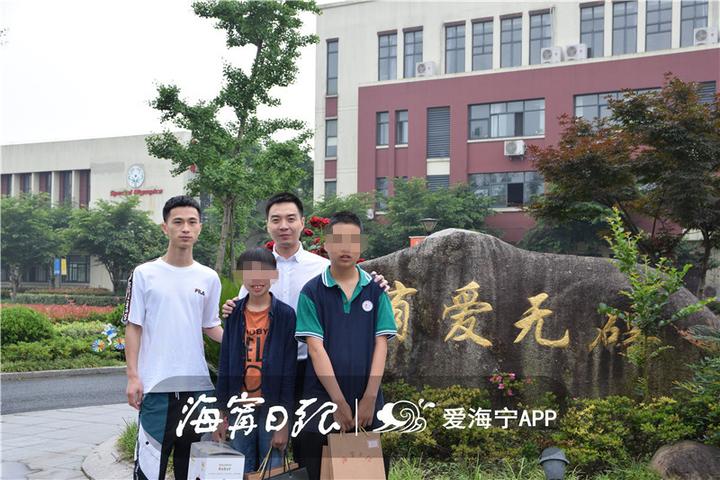 今天，海宁有61个小朋友收到神秘礼物，圆“小小心愿”