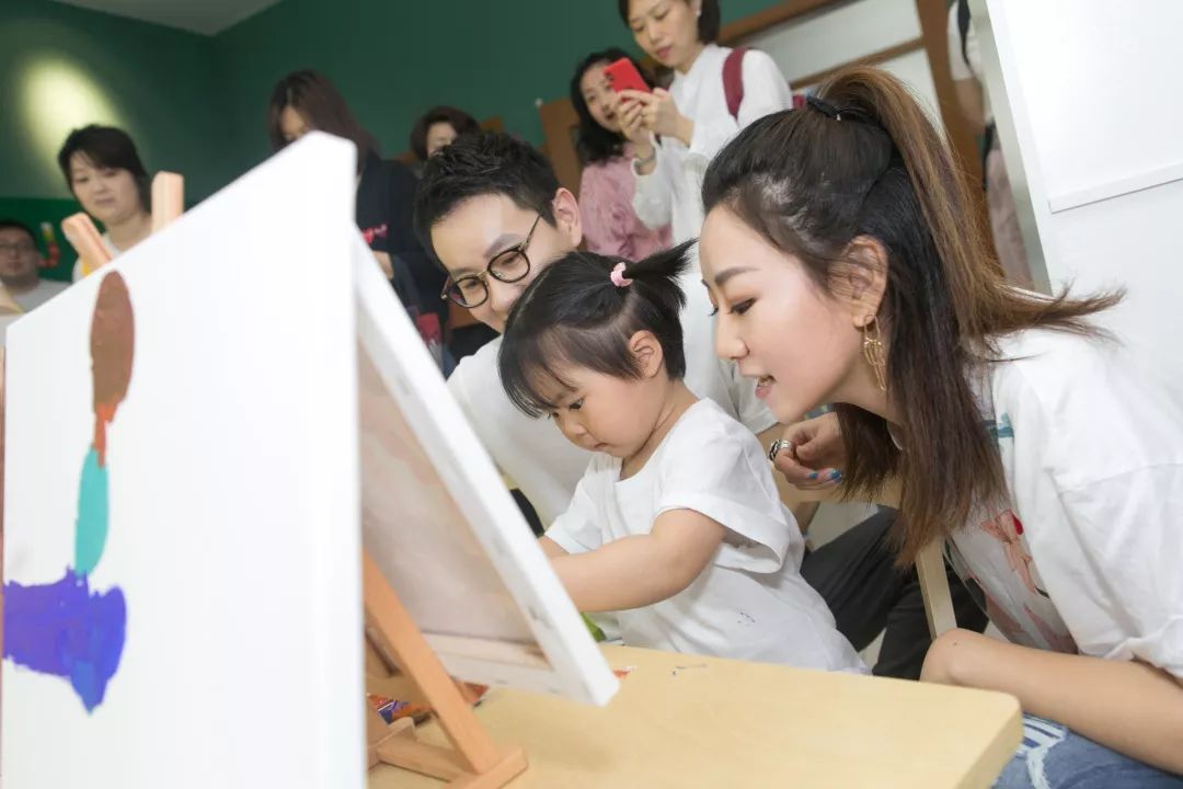 小茂BABA来了！和17个小朋友一起过儿童节，是什么体验？