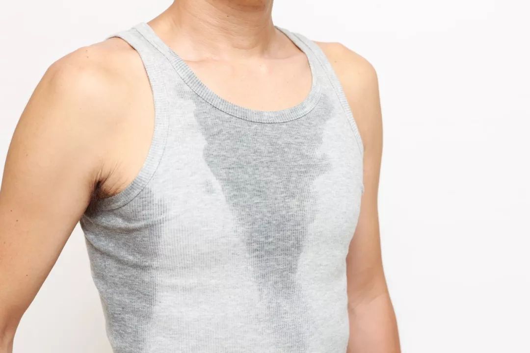 袜子能跟内衣裤一起洗么,裤袜子可以一起洗吗