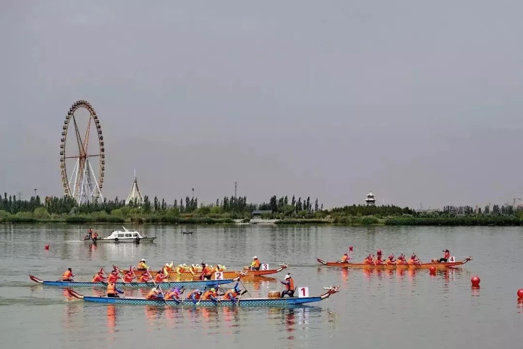 端午节赛龙舟包粽子视频,赛龙舟包粽子