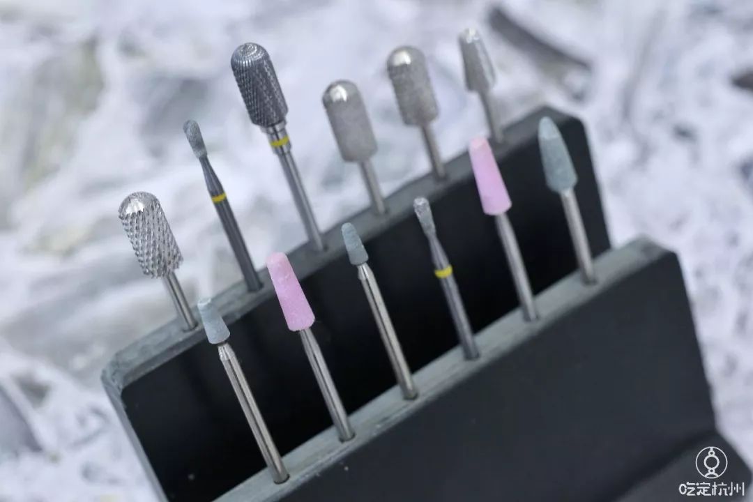 法式美甲魔镜粉多少钱 (施华洛世奇美睫)