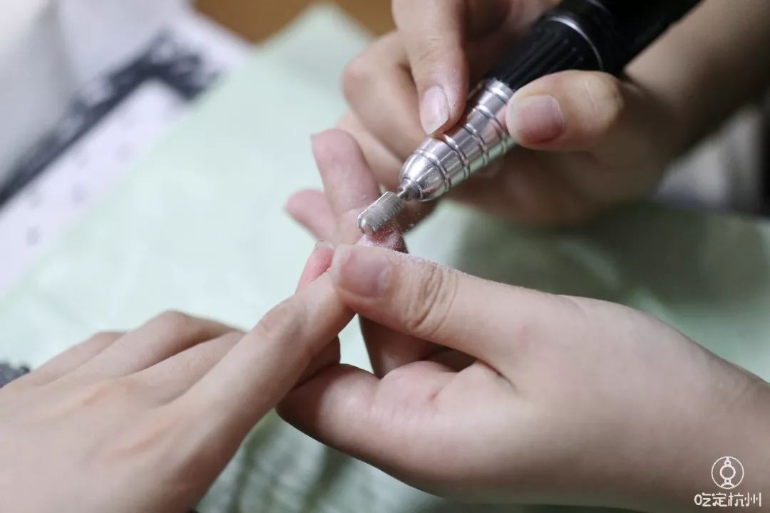 法式美甲魔镜粉多少钱 (施华洛世奇美睫)