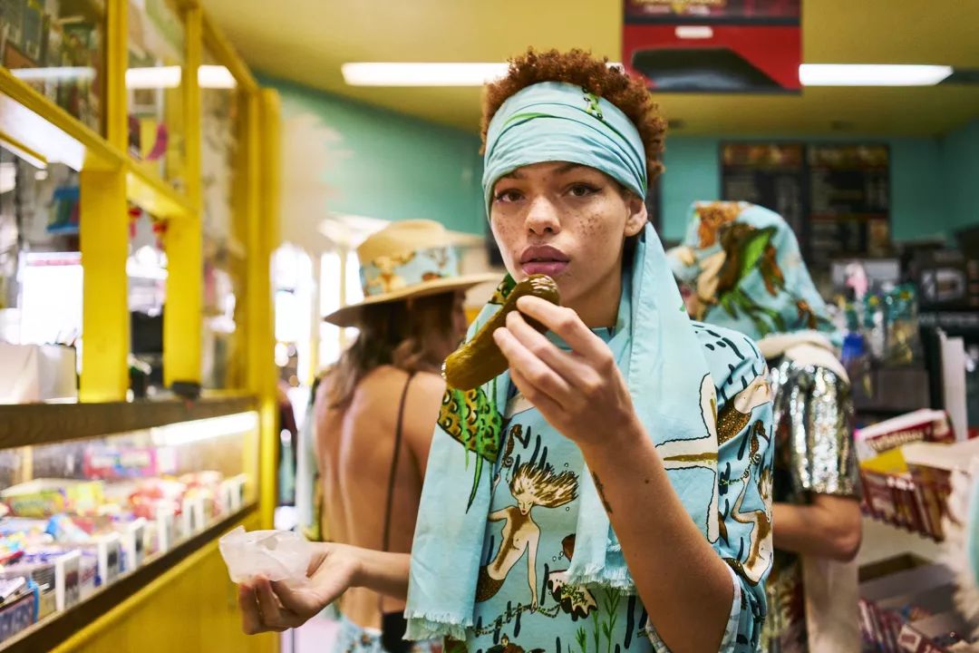 从狗仔到时装精从富婆到大明星|都爱这座神岛